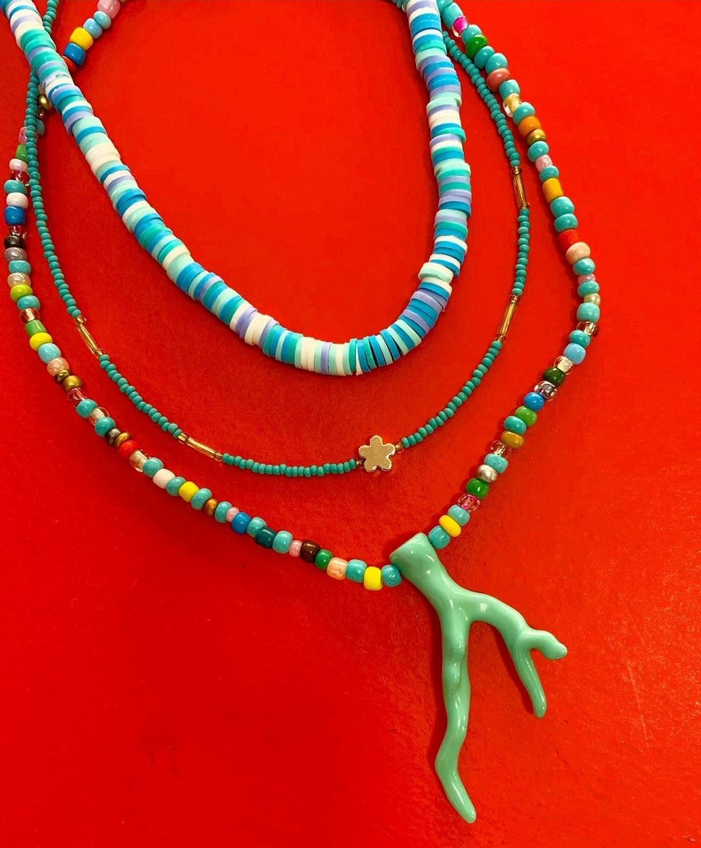 LePtitCadeau's tweet photo. Fashion all-season layering essentials 💙😍 #LePtitCadeau 🔴 #LPCstores DM OR WHATSAPP 81/344481 🔴
.
.
.
#kaslik #jounieh #beirut #lebanon #lemon #surfernecklace #surfermusthave #fruitnecklace #bluefashion #bluenecklace https://t.co/EwD95HiCKj