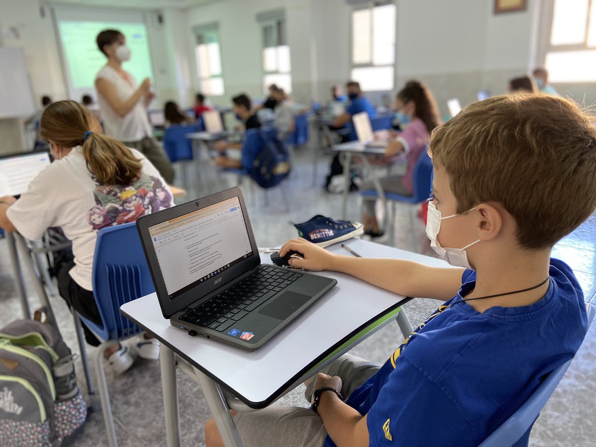 Colegio La Purísima Torrent tweet media
