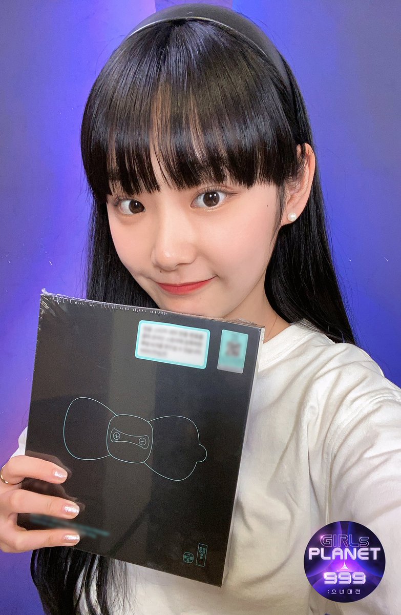 _mnetplanet's tweet photo. [Girls Planet 999] Releasing '99.9% SUPPORT' 2nd Acceptance Selfies ②

Thanks to the Support and Love of Planet Guardians,
the 2nd <99.9% SUPPORT> has been Completed💜

Whose dream will you be the guardian of? 
<#GirlsPlanet999 : #TheGirlsSaga>
Tonight 8:20PM (KST) #Mnet https://t.co/dqzGGQ9Qme