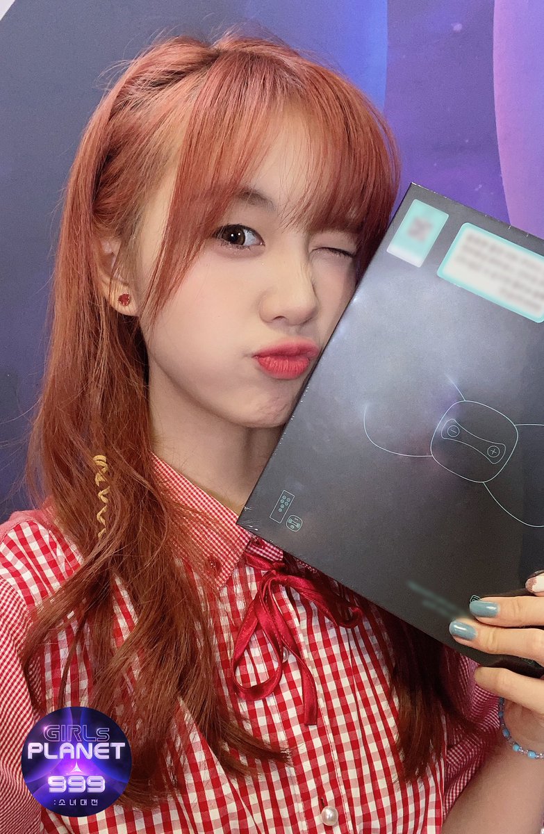 _mnetplanet's tweet photo. [Girls Planet 999] Releasing '99.9% SUPPORT' 2nd Acceptance Selfies ②

Thanks to the Support and Love of Planet Guardians,
the 2nd <99.9% SUPPORT> has been Completed💜

Whose dream will you be the guardian of? 
<#GirlsPlanet999 : #TheGirlsSaga>
Tonight 8:20PM (KST) #Mnet https://t.co/dqzGGQ9Qme