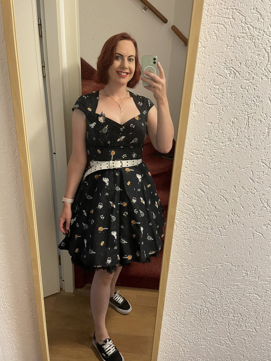 Stacy_Cash's tweet photo. #ReverseCasualFriday and I can fit into my Halloween dress again! Bye bye half my lockdown kilos!

Cycling, running and full body workouts are doing their thing!

Dress: @HellBunny 
Shoes: @VANS_66 
Belt: @hm 
Broach: @Erstwilder_ 

Who said I’d only wear this outfit once/year 🥰 https://t.co/QySyqBENK1