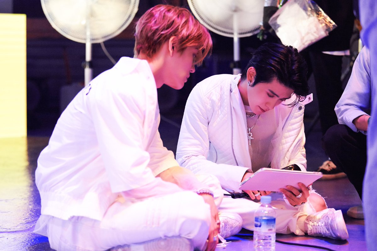 nctcaesper's tweet photo. SMTOWN’s Naver Blog Update with #NCT127  - ‘Sticker’ MV Filming Set

🔗 https://t.co/K1vrOOlOOl

#YUTA  &amp; #JAEHYUN https://t.co/Vz5BPKGqUb