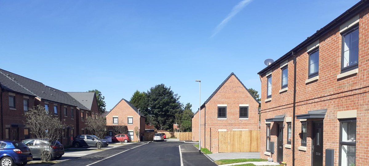 Our shared ownership scheme at Belfield Mill Lane, Rochdale is now complete and how good does it look? Delivered in partnership with our @ICNFramework partner <a href="/Crossfieldltd/">C</a>. 

As this site completes, we have a strong pipeline locally. 
<a href="/PlumlifeHomes/">Plumlife Homes</a> @cpcllp #BuildingGreatness