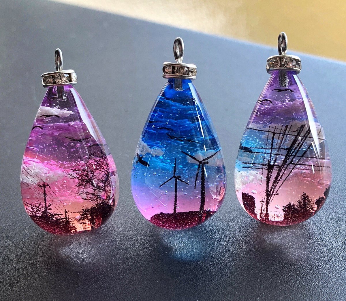 夕空の街並みネックレス。 #レジン #レジンアクセサリー #ハンドメイド