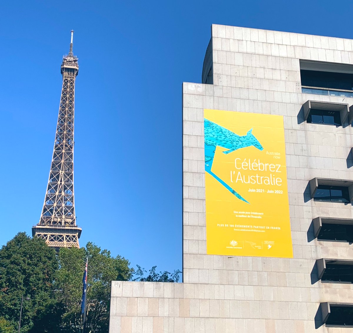 GreenhalghSarah's tweet photo. The rest of us would like to be friends again.. s'il vous plaît?
#Awkus https://t.co/3EhD5irzeG
