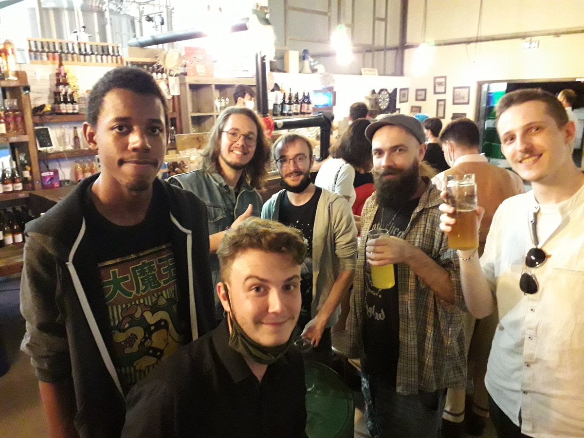 CIME_Art's tweet photo. Soirée intégration de nos étudiants 1ère année, les études c'est du travail, mais aussi des moments de détentes… https://t.co/BU7y6fy4xu