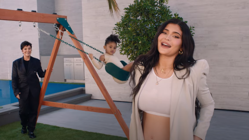 ’73 คำถามกับ Vogue’ 

เมื่อไคลีย์ถูกถามว่ารถคันไหนที่ชอบขับมากที่สุด สาวไคล์บอกให้น้องสตอร์มี่เป็นคนเลือกเลยจ้า ฮรือออเอ็นดูยัยน้องซ้ำๆวนไป 🥺

📹: bit.ly/3ACPrJq