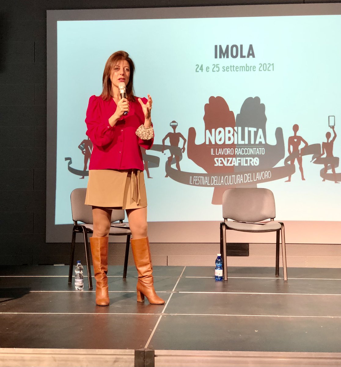 .<a href="/StefaniaZolotti/">Stefania Zolotti</a> “Abbiamo concentrato in questa tappa a <a href="/autodromoimola/">Autodromo di Imola</a> gli argomenti più di attualità, più “pop”, con personaggi molto conosciuti.”
#NobilitaFestival 
@FiordiRisorse <a href="/infosenzafiltro/">SenzaFiltro</a>