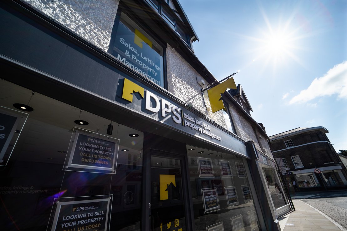 dpsestatesltd's tweet photo. With the Norfolk rental market seeing a 7.9% increase in achieved monthly rents, we are offering a free no-obligation valuation of your portfolio to ensure you are maximising your properties potential.

Visit our website for more info https://t.co/YwEJZj0sxo https://t.co/zTPLWY3Inq