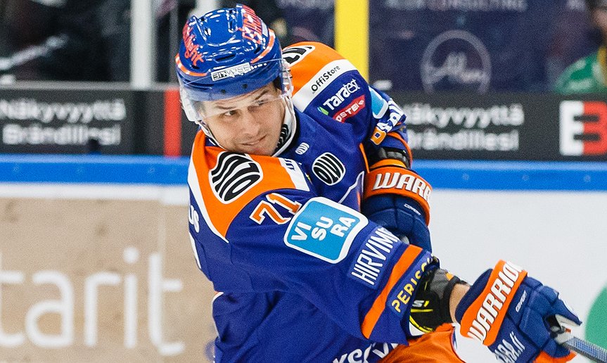 #Tappara'n Kristian Kuusela pelaa perjantaina #Liiga-uransa 1000. ottelun runkosarjassa. Kuuselasta tulee ensimmäinen hyökkääjä Liigassa, joka rikkoo rajapyykin. Katso tilastokooste Kuuselan uralta ja avauspelin pöytäkirja.
Lue lisää 👉 bit.ly/3zydU0Z