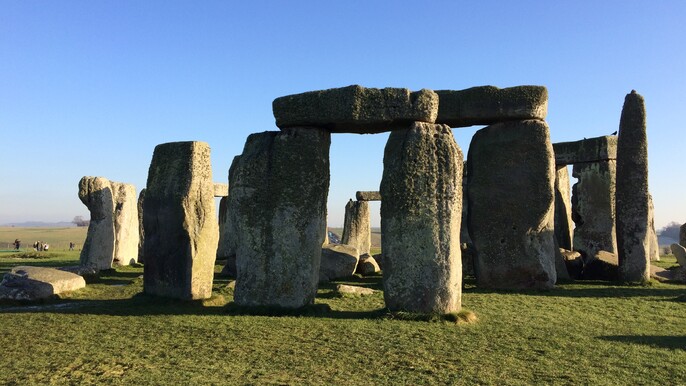 ToristyTweets's tweet photo. Have you visited the Stonehenge in the UK? We are looking for #travelbloggers #travellers that will help us tell the story. Please share, RT, contact us. https://t.co/7Fn0IsBEW3 https://t.co/Z110UuXU2F