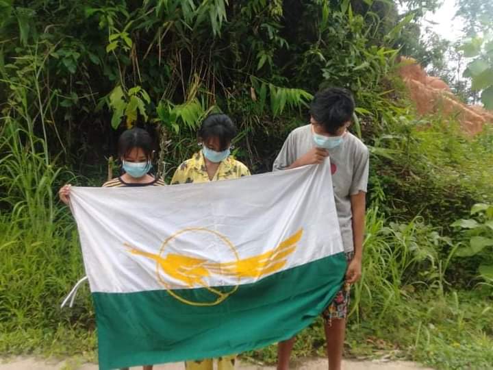 Anti-military dictatorship movement of basic education students in Laung Lone Township, Dawei District on September 24.

MYANMAR NEEDS HELP
#Sep24Coup
#WhatsHappeningInMyanmar
