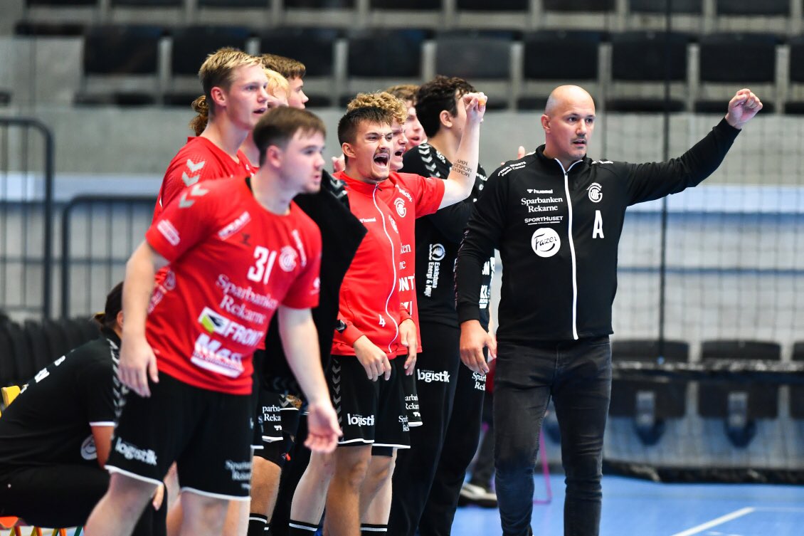 Nu är kvartsfinalerna för ATG Svenska Cupen äntligen lottade och klart står det att vi ställs mot Lugi. 

Vi kommer att återkomma med exakta datum och speltider ❤️

Nu kör vi, tillsammans mot semifinal 🔥 #guifhjärta #banken_eskilstunaguif #idrottsevolution #hummelsports