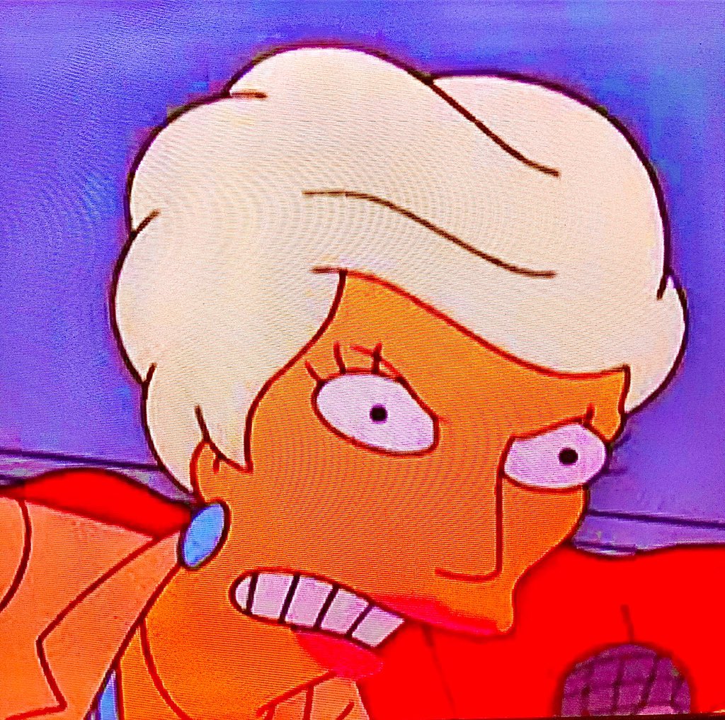 cybertune21's tweet photo. !!! You just don’t mess with #LinsdeyNeagle #simpsons - she always wins!! https://t.co/yhRuAajcYb