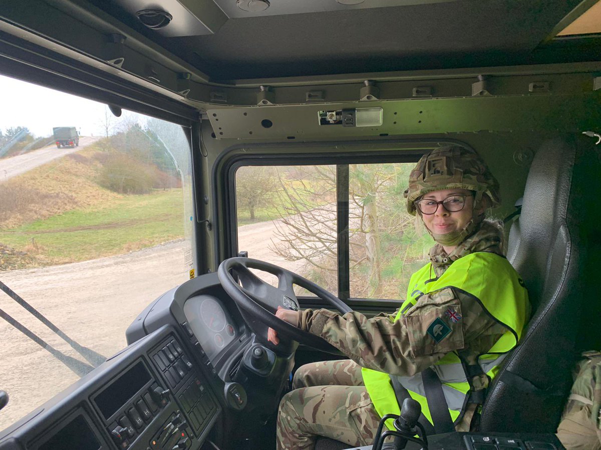 158RegimentRLC's tweet photo. Free Car &amp; Truck (including under 21s) Licenses as part of the paid part-time role. Loads of benefits to joining, travel, sports, fitness, Adventurous Training and more. Get in touch! #reservedformore @EastAngliaRFCA @east_mids_rfca https://t.co/jrZfviLn1Y