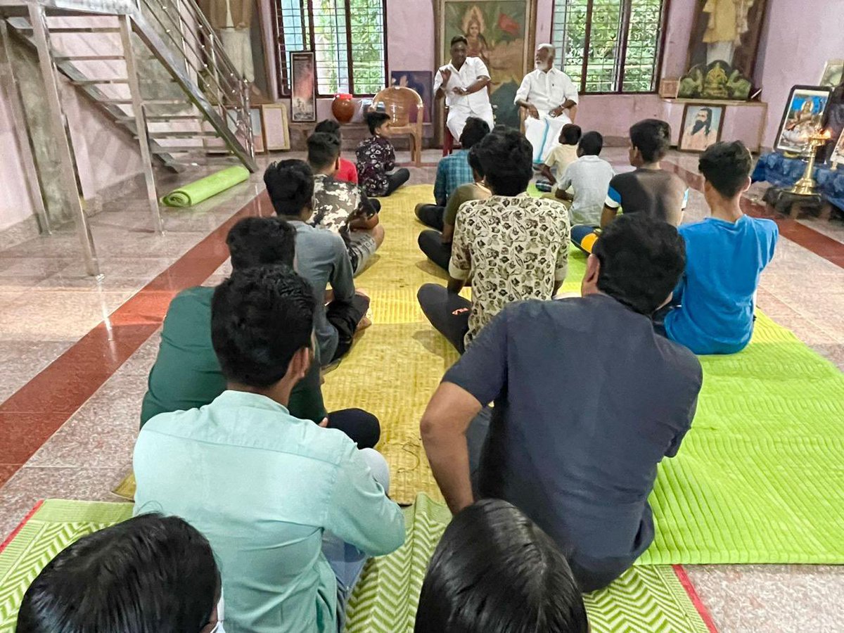 DrRGAnandIND's tweet image. #Kerala
#Pathanamthitta
#KnowledgeRoom
#3DBoardForChildren

Let’s strengthen the hands of Shri. @Kummanam Ji by contributing something to the Children Orphanage in Kerala

Second Child Home transformed digitally in Kerala with the immense support &amp;amp; able guidance of Sh Kummanam Ji