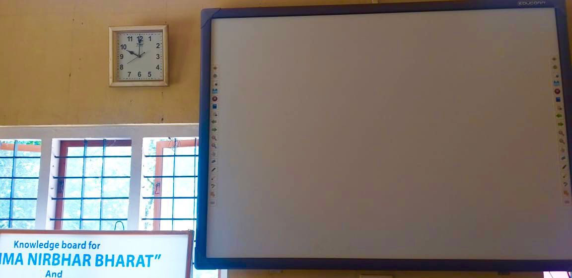 DrRGAnandIND's tweet image. #Kerala
#Pathanamthitta
#KnowledgeRoom
#3DBoardForChildren

Let’s strengthen the hands of Shri. @Kummanam Ji by contributing something to the Children Orphanage in Kerala

Second Child Home transformed digitally in Kerala with the immense support &amp;amp; able guidance of Sh Kummanam Ji