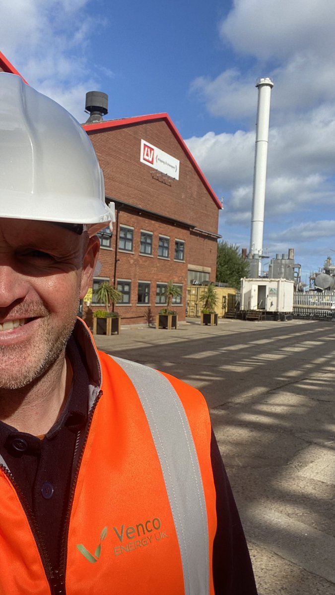 VencoNe's tweet photo. Our Business Development Manager @StirlandMatt took a visit to @LV_Shipping at the Wilton site yesterday. Great Staff, very energy conscious “which @VencoNe Love. Thank you for the tour. #energy 

https://t.co/OLXy5vL0DK 🇬🇧 https://t.co/cMWaKcZNYo