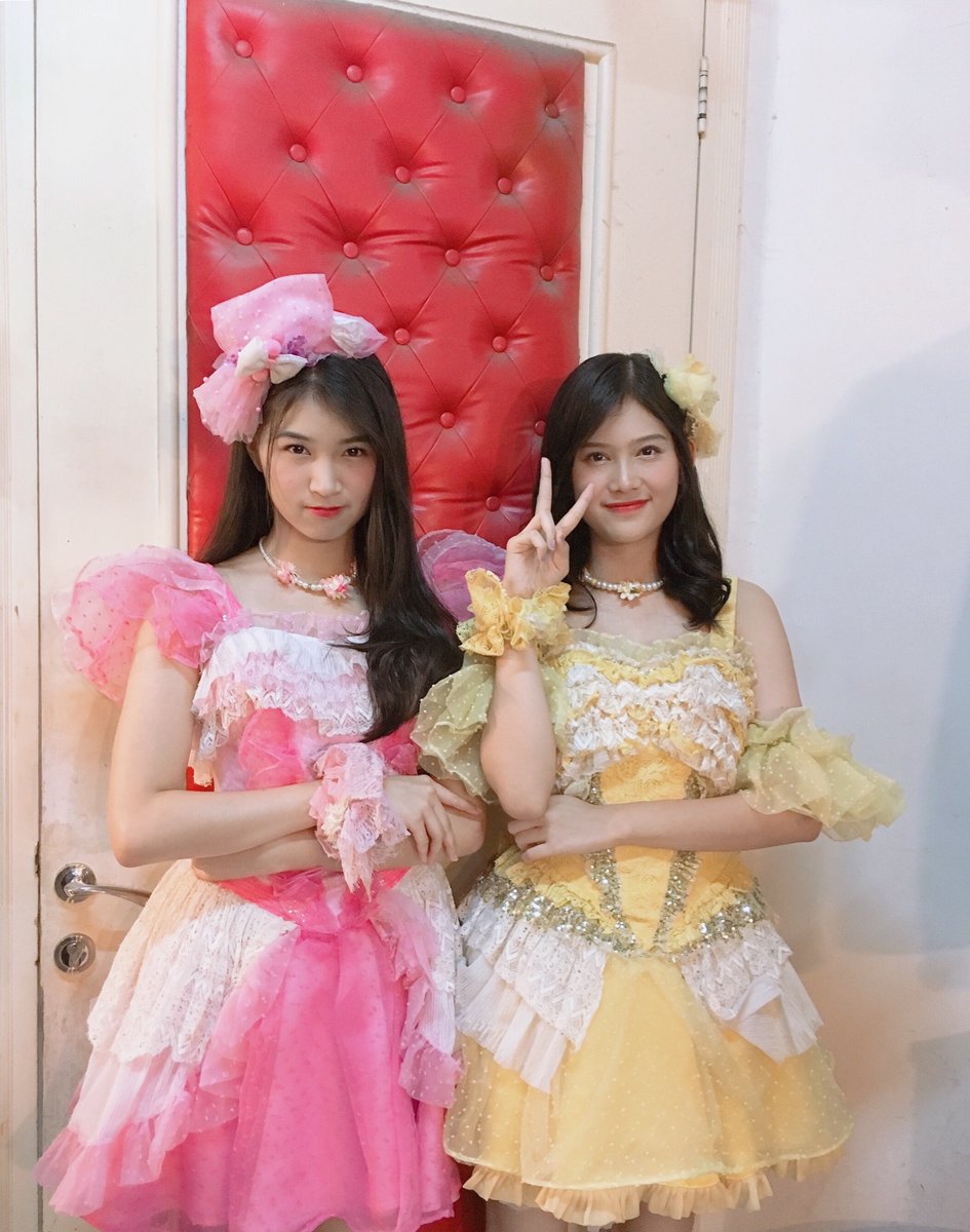 InshanityID's tweet photo. Selamat ulang tahun @Y_ChikaJKT48 yang pernah menjadi partner wagamama @N_ShaniJKT48

Semoga selalu diberi kesehatan &amp; kebahagiaan dalam hidupnya, tetap semangat selalu ya ! #SH19LD https://t.co/c2iSSfpbAz
