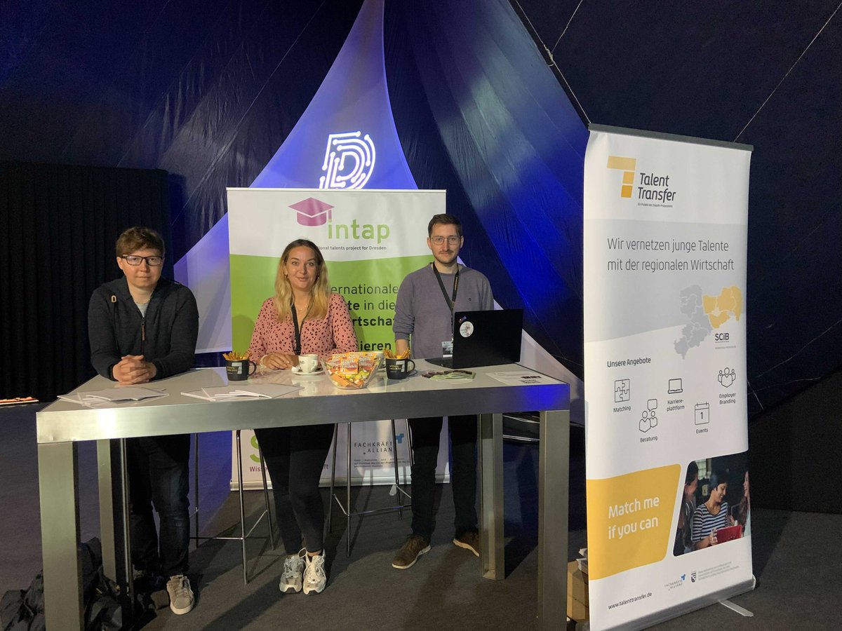 intapnetwork's tweet photo. We are absolutely thrilled to be at the #DecompileD conference today & are looking forward to meeting you.🥳Drop by at our #Talenttransfer booth & let's talk about how companies can improve their #employerbrand in the #talentmarketplace. Also learn about our new product #HRbuddy. https://t.co/CSAuatBoQ3