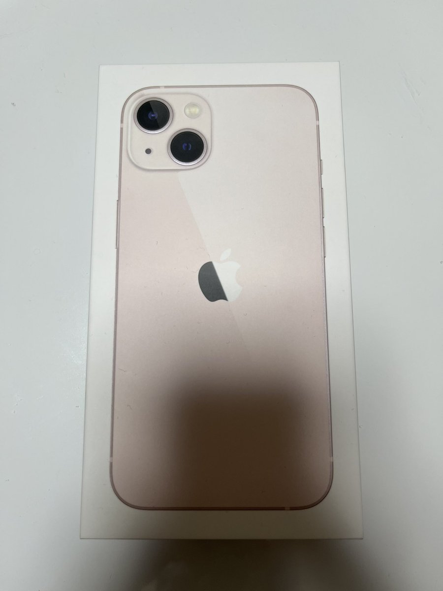 kazakiilove's tweet photo. 機種変更❣️
発売初日になんて初めて😍
データー移行も完了👍
#iphon13 https://t.co/Ur392p3Q1C