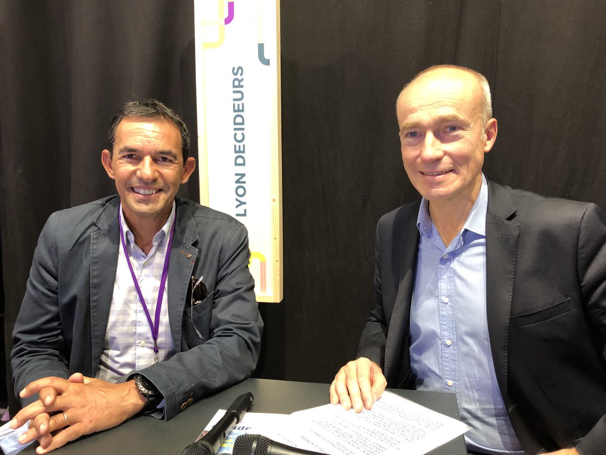 JpVacher's tweet photo. Une dizaine d’interviews à l’ ⁦@Odyssee_Entr⁩ sur le plateau TV de ⁦@LyonDecideurs⁩, hier dont Salvatore Alaimo, Pdt de ⁦@DIMOTRANSGroup⁩, Sandrine Plantier ⁦@ClubhouseFrance⁩, Jean-Pascal Denys Pdt ⁦@BriceRobertAL⁩, ⁦@patrick01martin #ODE21⁩ https://t.co/TMfXekdM0k