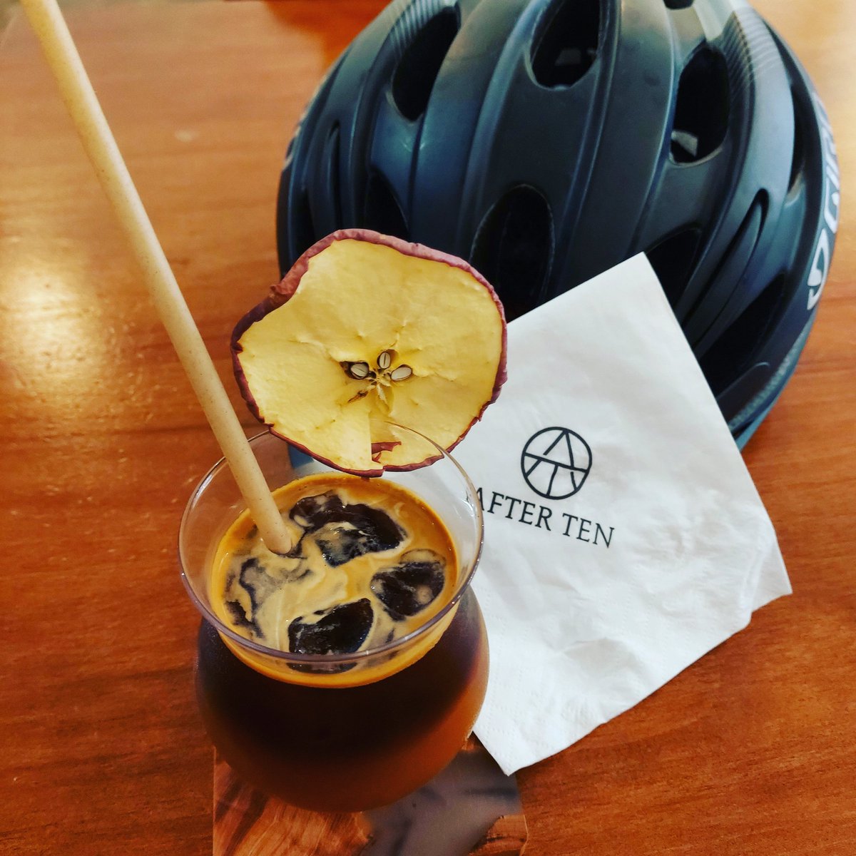 BenYuenFuWah1's tweet photo. 🌽🌽🚲 之後的🍏juice ice☕
小休又踩🚲 到元朗 #afterten
Thx Master of the house👫
請飲 Coffee ,好飲!
#60減3冇擔心 #不停蹄的馬🐴 #袁富華 https://t.co/03CFJSRhdg