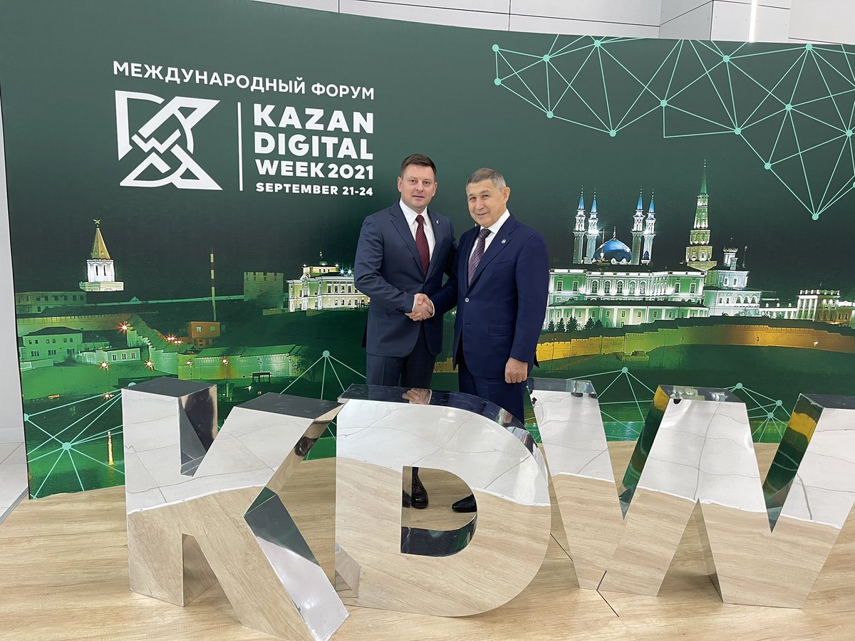 EfimKlimov's tweet photo. В рамках #kazandigitalweek провел встречу с руководителем АСЦР РТ Р.Н.Миннихановым. В ходе которой представил цифровые решения компании @ettonru и обсудили совместное сотрудничество с Ассоциацией https://t.co/3vtCaqamsE