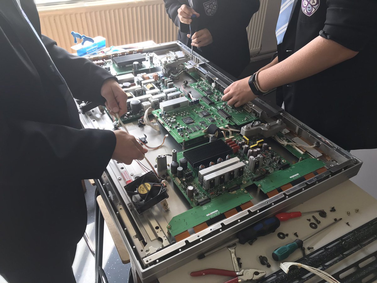 TLA Science Faculty tweet media