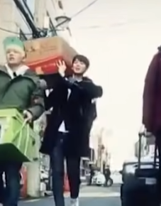 in_astsp's tweet photo. I still remember the way eunu carried a big box during i-teen era when they moved to their new dorm. Now he can afford a 4.9 billion won penthouse. He is only 24. This man is not only young and rich,he is very humble and hard working too. 
I’m so proud of him. #CHAEUNWOO #차은우 https://t.co/Po2CmY418J