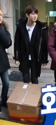 in_astsp's tweet photo. I still remember the way eunu carried a big box during i-teen era when they moved to their new dorm. Now he can afford a 4.9 billion won penthouse. He is only 24. This man is not only young and rich,he is very humble and hard working too. 
I’m so proud of him. #CHAEUNWOO #차은우 https://t.co/Po2CmY418J