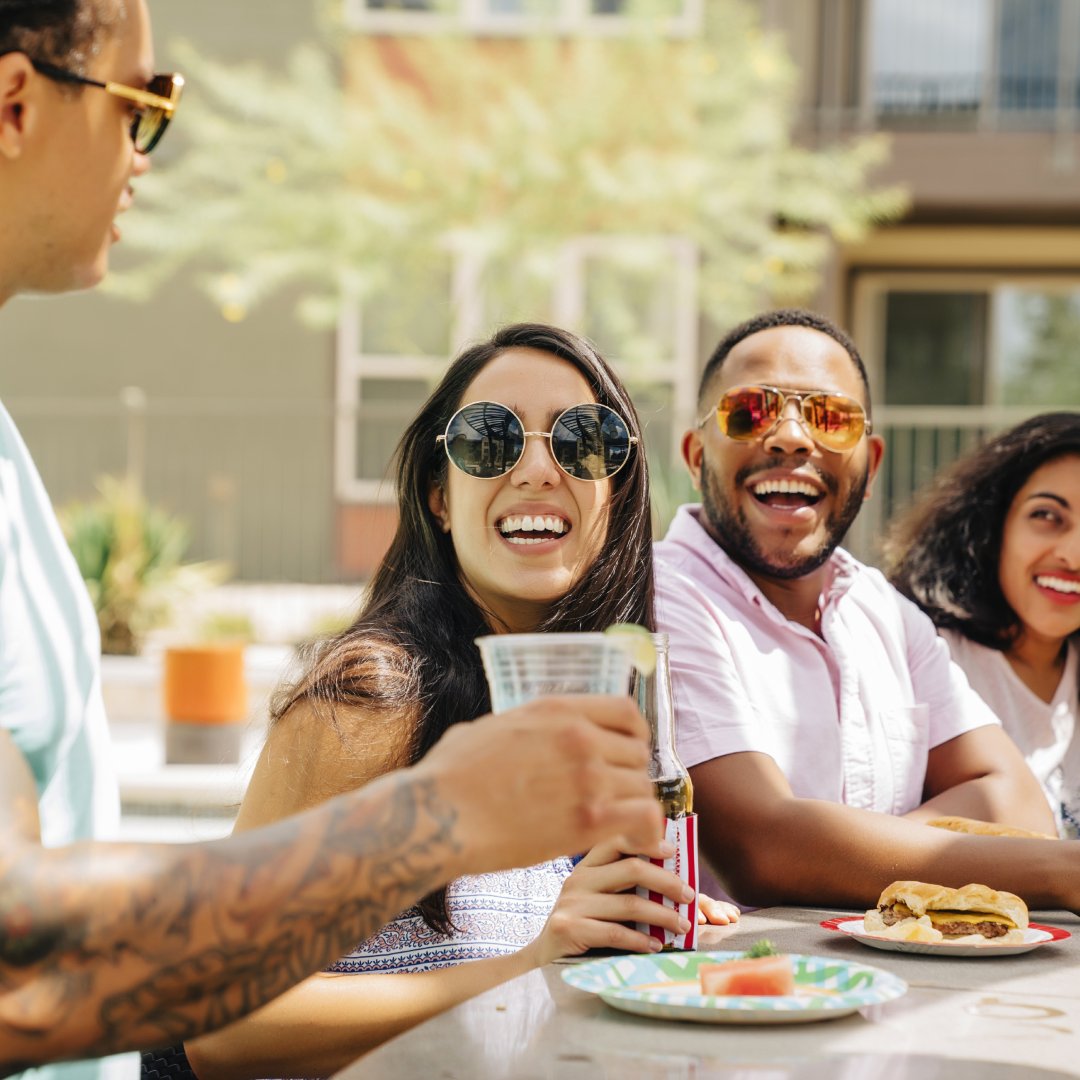 StuloApp's tweet photo. Happy Heritage Day! 🇿🇦 🇿🇦
Whether you're staying at home or celebrating with friends and family, Stulo will take care of all your shopping needs! 🛒 
Same day delivery available till 2pm

#Heritageday #grocerydelivery #samedaydelivery #StuloApp https://t.co/4g3Wkw8URo