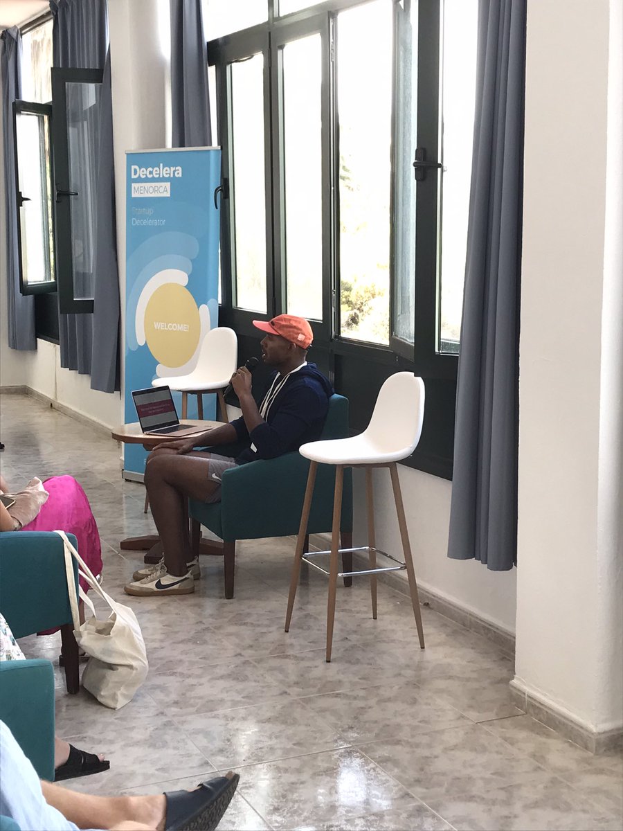 decelera_com's tweet photo. He is LJ Erwin, Chief of Staff of YouTube TV &amp; Sports and an amazing #ExperienceMaker. 

He has talk our startups about decentralised fundraising. 

💭 “Make remote pitch your super power with top investors”.

#Decelera #DeceleraMenorca2021 https://t.co/J6MsstLytQ