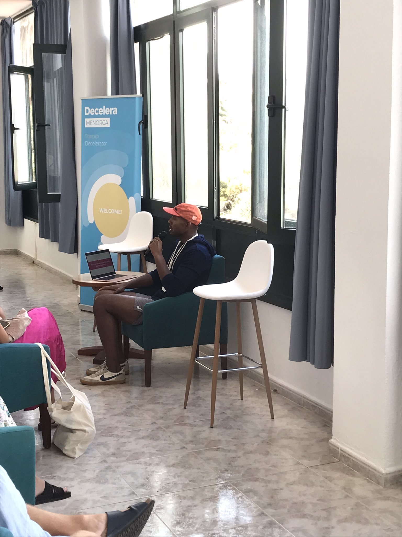 Decelera on X: "He is LJ Erwin, Chief of Staff of YouTube TV ...