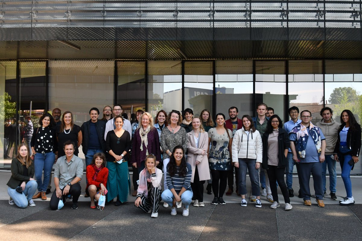 bdxneuroschool's tweet photo. 🤯Time flies at the speed of light! The first week of our #Cajal course on #Ageing #Cognition is almost over.
📸Time to take a picture with all the participants of the first block!

@Neuro_Bordeaux @FENSorg @ibroSecretariat  @Cajal_Training @luisavlopes @AbrousNora https://t.co/Ognpv8WYvL