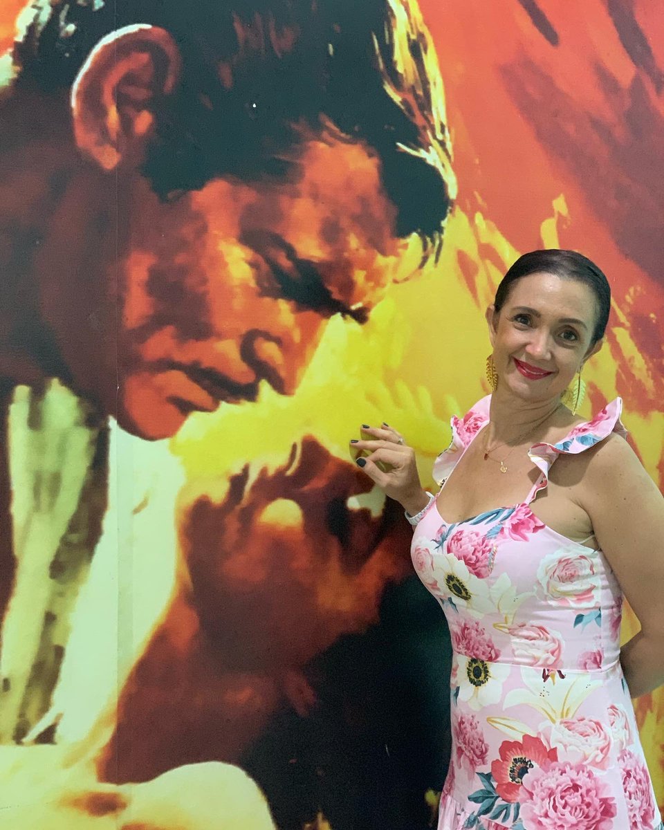 mf_morales's tweet photo. #GraciasTotales a @elheraldoco y a @AlejoRosalesM por este hermoso recuento histórico de #35años de #trabajo y #laborcultural de la @cinematecaribe 

Me siento muy #orgullosa de llevar hace #8años las banderas de esta #casadelcineindependiente 
#35añosCinematecaDelCaribe #cine https://t.co/GV2K1b857V