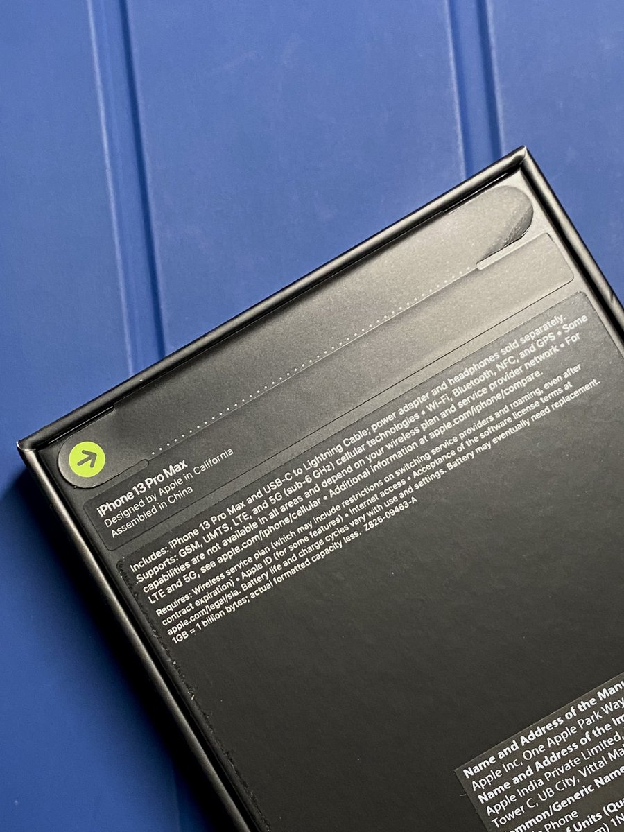 ishanagarwal24's tweet photo. Even the packaging is so pretty!

Excited to unbox the iPhone 13 Pro Max but there’s not a plastic wrap anymore so it isn’t as satisfying. But ykw, it’s all right! Apple is claiming that it eliminates the usage of 600 metric tons of plastic. 💙 #iPhone13 #iPhone13ProMax https://t.co/wGnZse8TNL