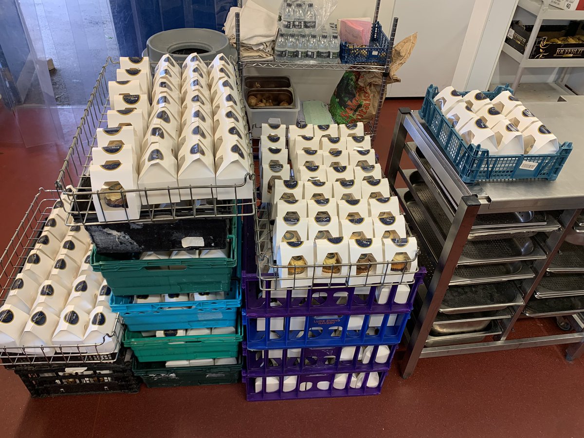 Chefcreed's tweet photo. Did someone say cake , 850 cakes ready to go @Lborocollege #Graduation @radmoor_rest https://t.co/N4nTqHERki