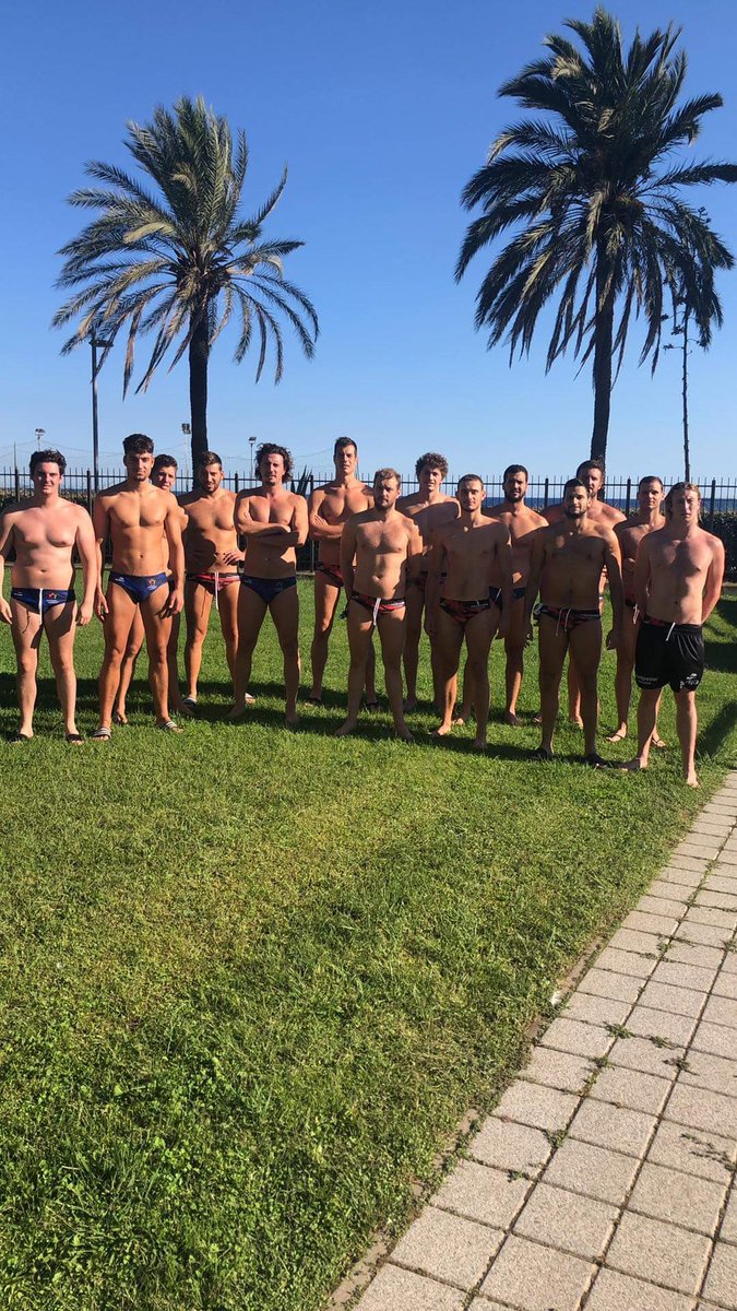 Après son nul de la veille face aux Espagnols de Terrassa, le <a href="/MWP_pro/">MontpellierWaterPolo</a> a battu largement les Portugais de Guimaraes ce matin (17-9, 5-2 5-1 5-2 2-4). Ce soir (19 h) troisième match dans cette poule de Ligue des Champions face à Savone. <a href="/MidiLibreSports/">Midi Libre Sports</a>