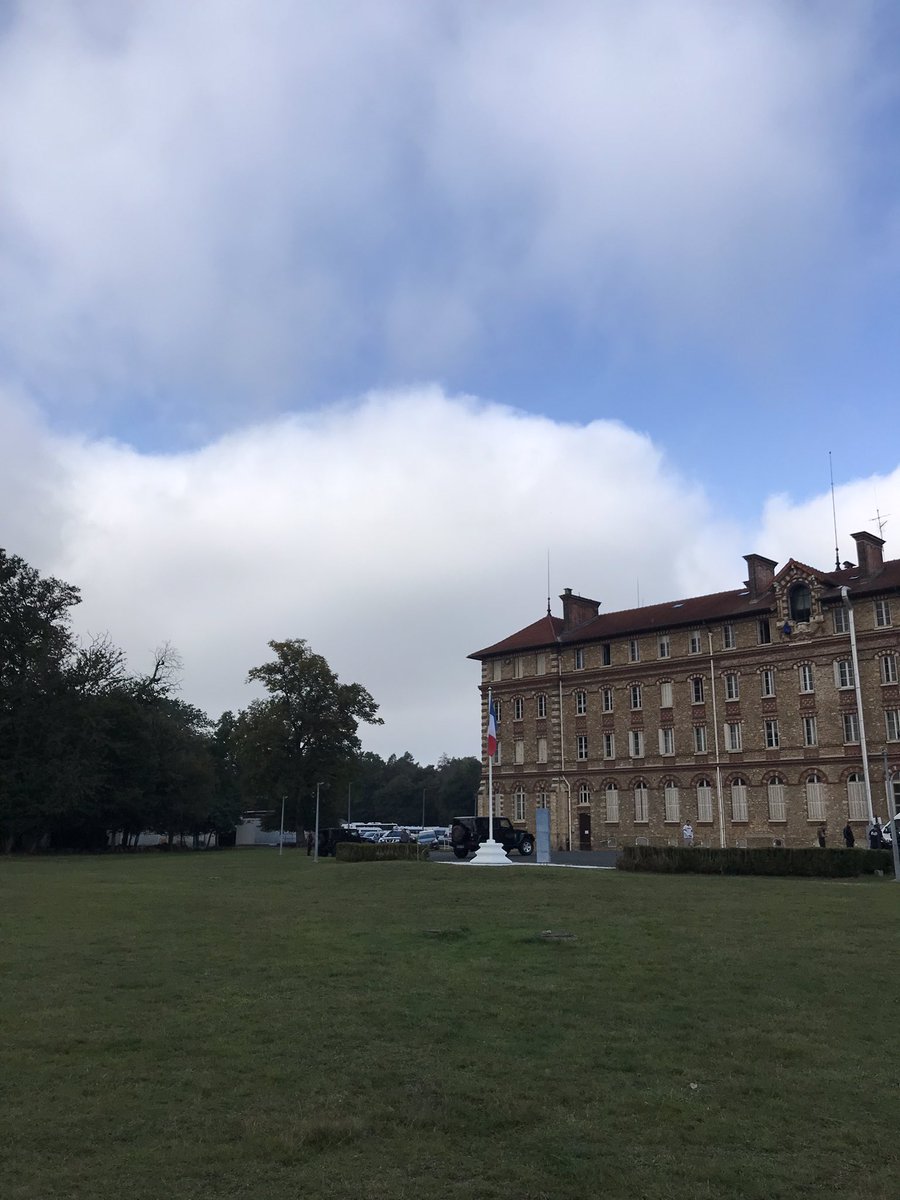 Début de la journée de #cohésion d’équipe des membres de l’IGPN au siège de la #CRS8 et du #RAID. Une journée détente en partenariat avec <a href="/Interiale/">INTÉRIALE Mutuelle</a> qui propose des actions de #prevention santé. #prevention #sante #cohésion #police  @fspn