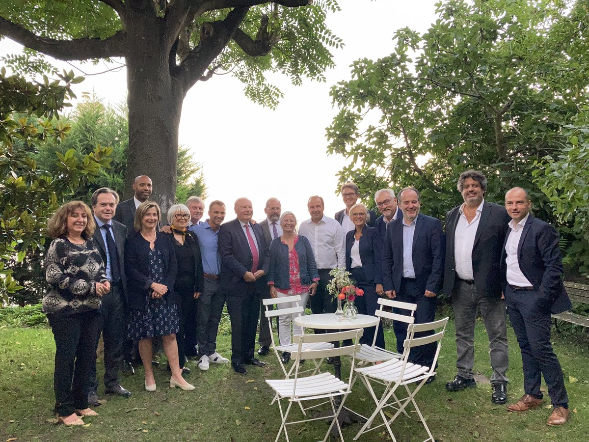 Un temps d'échange agréable avec certains parlementaires et élus UDI des Hauts-de-Seine.
