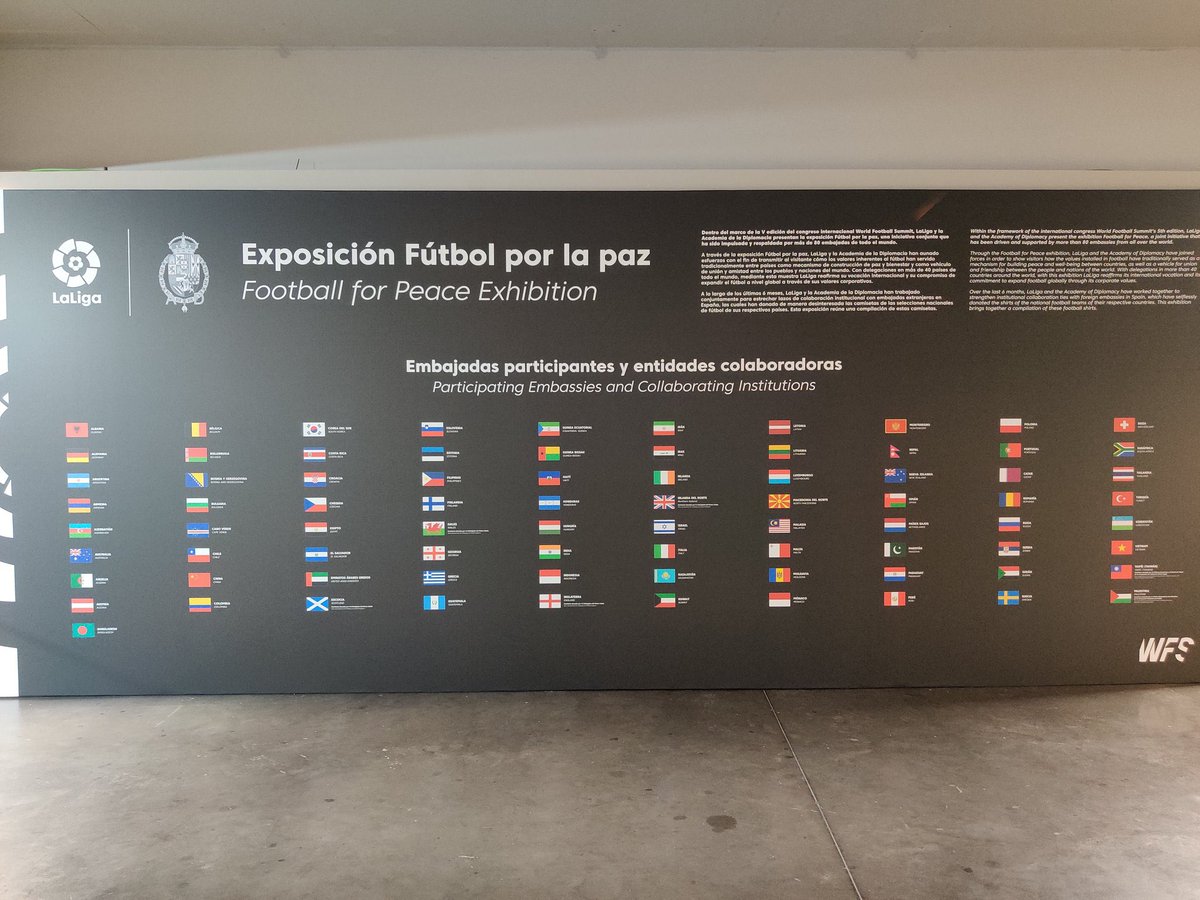 EoNMadrid's tweet photo. The Official Jersey of 🇳🇵National Football team was proudly on display, at the Fútbal por la Paz exhibition at Wanda Metropolitano Stadium, home of the Atletico Madrid on 22nd Sept. 80 other countries took part in the event to celebrate how sports connect people and communities. https://t.co/AKBg3fCpui