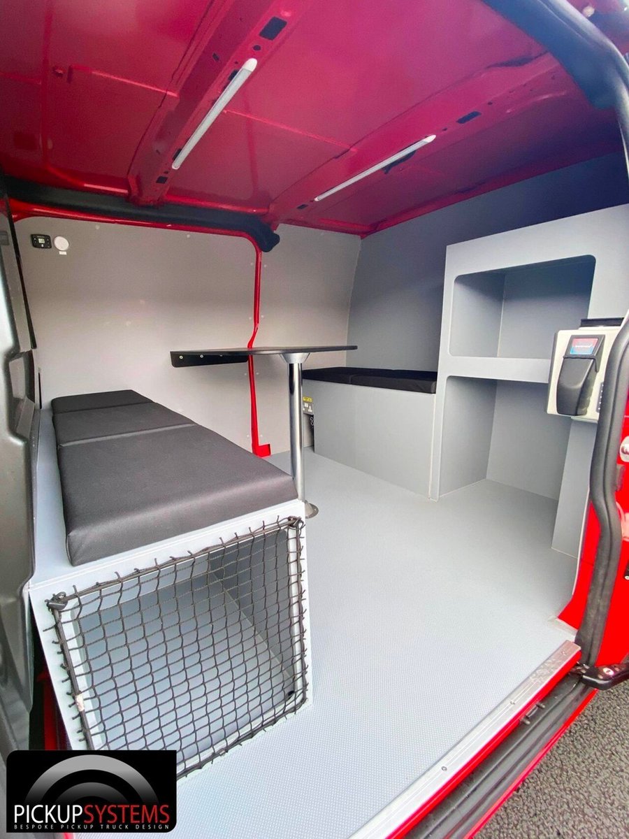 Surrey Fire & Rescue Service tweet media