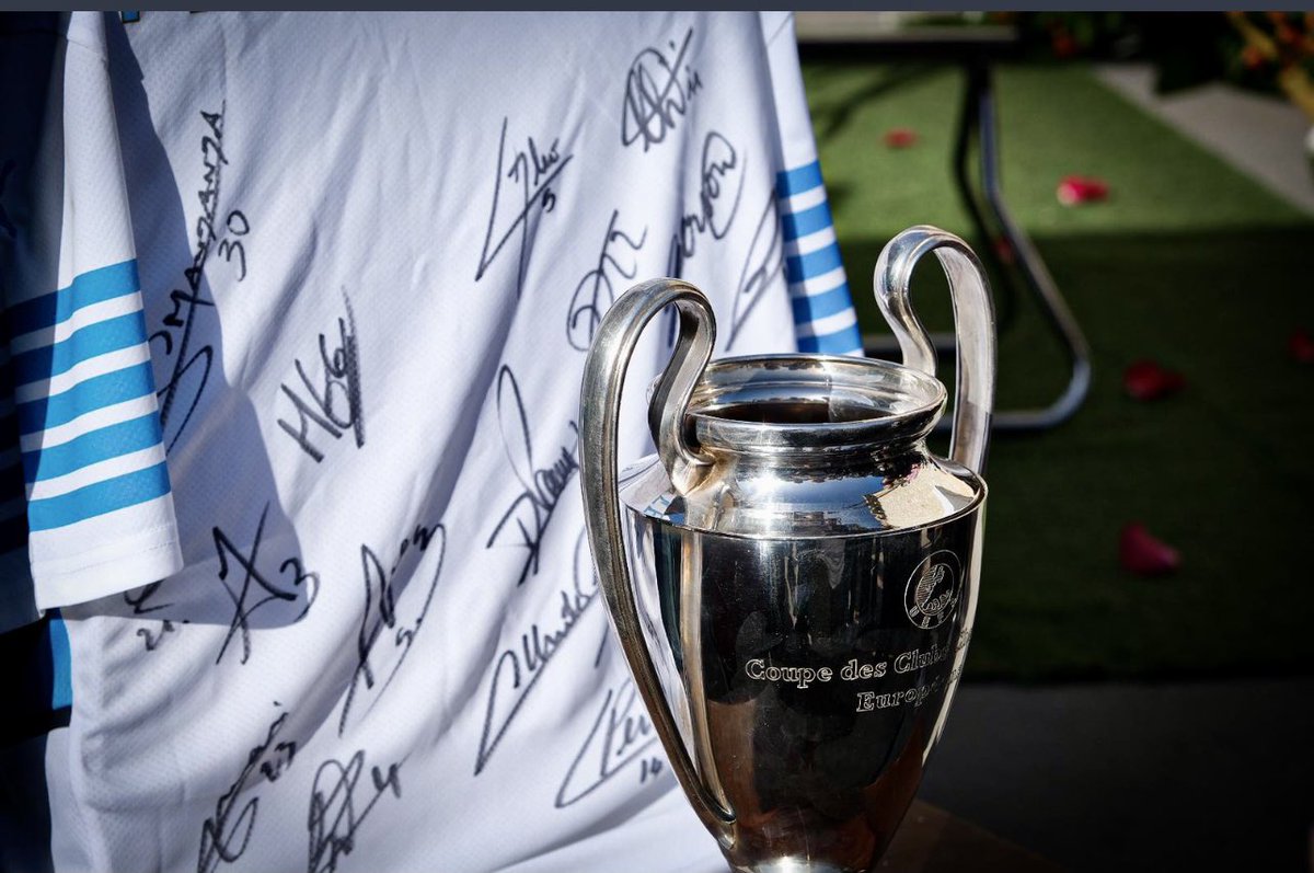 TapieStephane's tweet image. Bon voyage Tonton 🖤💙🤍🙏🙏😢