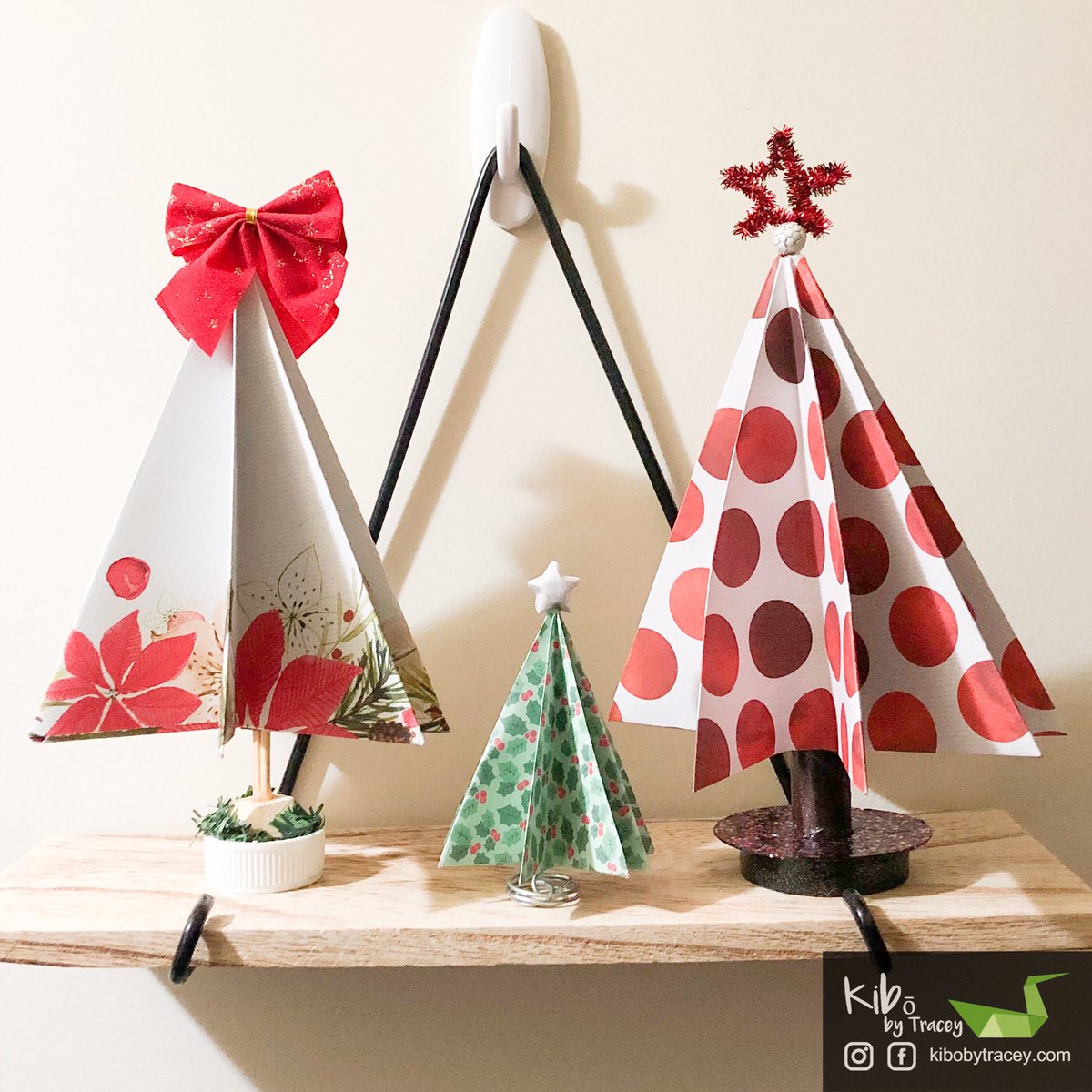aussiestorm65's tweet photo. My Lockdown, useless public holiday creativity from today! Various sizes and styles of Christmas trees!
#kibōbytracey #aussiestorm65 #Origami #折り紙 #折り紙クリスマス #lockdowncreativity #handmade #madebyme #Christmas #Geelong https://t.co/aYSKzhFMY4