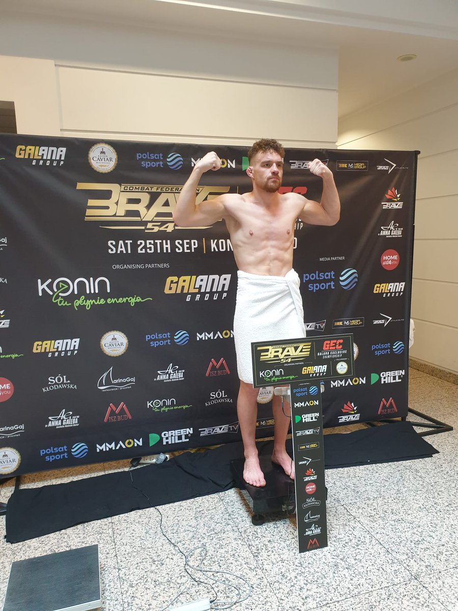 hdglobalathlete's tweet photo. Weigh-in complete and ready to go!!
Tomorrow we throw down. Let's go @WreckingMMA @bravemmaf
#bravecf54 #bravecfpoland #hdfm #teamhdfm #grabinski https://t.co/nW1xSKu2Nr