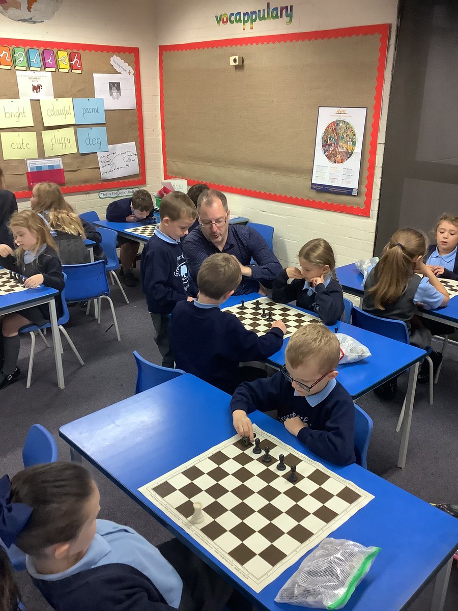 GPSYear2's tweet photo. We love our weekly Chess sessions with Andy @CSCMerseyside Chess promotes problem solving skills and encourages concentration amongst many other skills #gpschess @greenparkschool https://t.co/5qW46osU0Y
