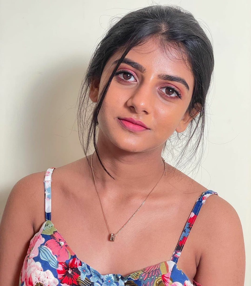 igtamil's tweet photo. Beautiful Gabrielle ❣️

#GabriellaCharlton #Gabriella #TamilCinema https://t.co/oY47DM0MG8