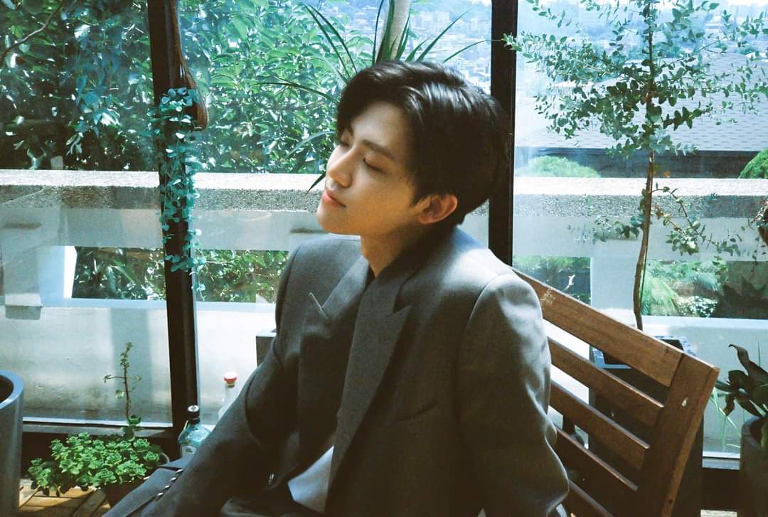 areumdauszxc's tweet photo. "make you mine"

—jaemin/sunghoon x oc  filo au 

wherein you were trying so hard to win someone's heart not knowing there is someone who wants to win yours. https://t.co/lcqPW8NFYR