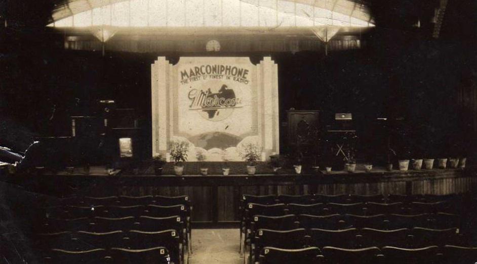 Deal Town tweet media